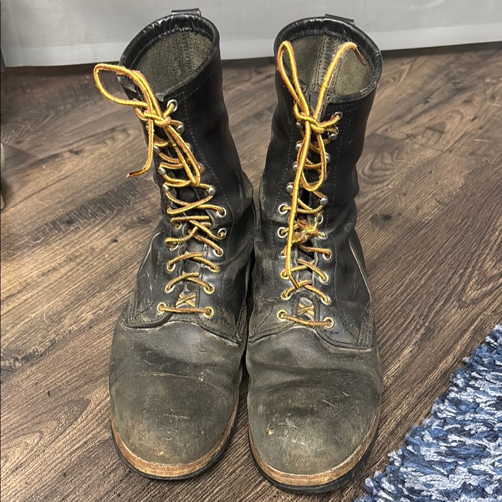 Red Wing Shoes Leather Men's logger Boots - Picture 2 of 7
